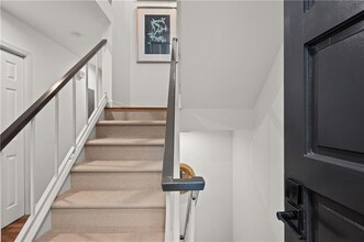 16 Ivy Ridge NE in Atlanta, GA - Building Photo - Building Photo