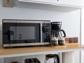 168 School St, Unit 1 in Somerville, MA - Building Photo - Building Photo