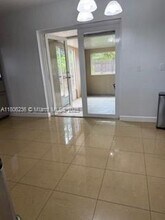 3130 N 73rd Ter in Hollywood, FL - Building Photo - Building Photo
