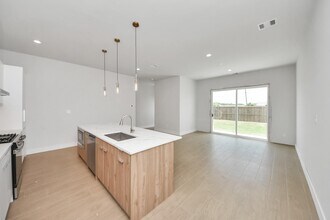 3004A Ventas Dr in Houston, TX - Building Photo - Building Photo