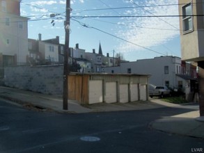 1041 E 4th St in Bethlehem, PA - Building Photo - Building Photo