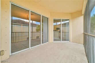 6051 Jonathans Bay Cir in Ft. Myers, FL - Building Photo - Building Photo