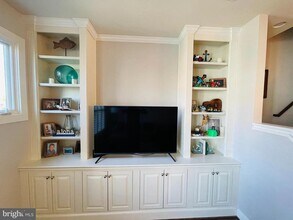 924 Pete Jones Way in Alexandria, VA - Building Photo - Building Photo