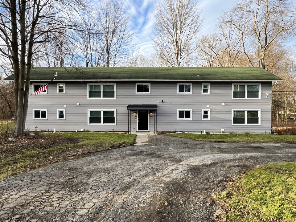 870 State St in Conneaut Lake, PA - Foto de edificio