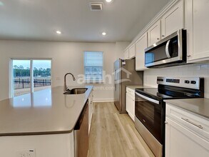 549 Plumeria Ln in Summerville, SC - Building Photo - Building Photo