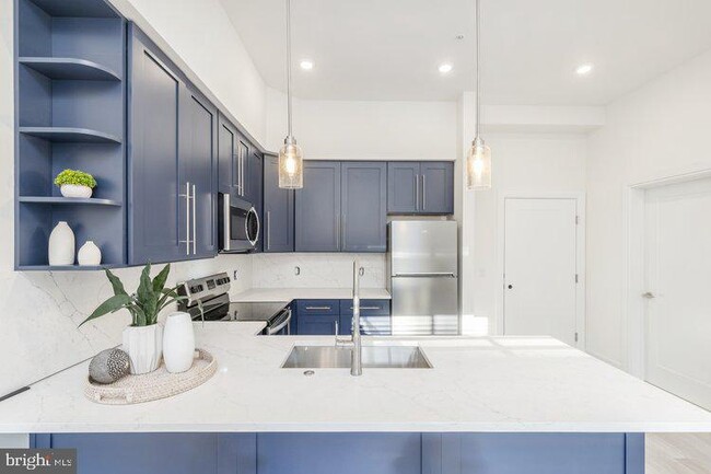 4550 Mitchell St in Philadelphia, PA - Building Photo - Building Photo