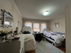 289 Foster St, Unit #1 in Boston, MA - Building Photo - Building Photo