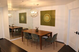 35 Linden Ave, Unit 404 in Long Beach, CA - Foto de edificio - Building Photo