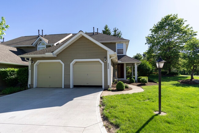 property at 2400 Wrens Dr S