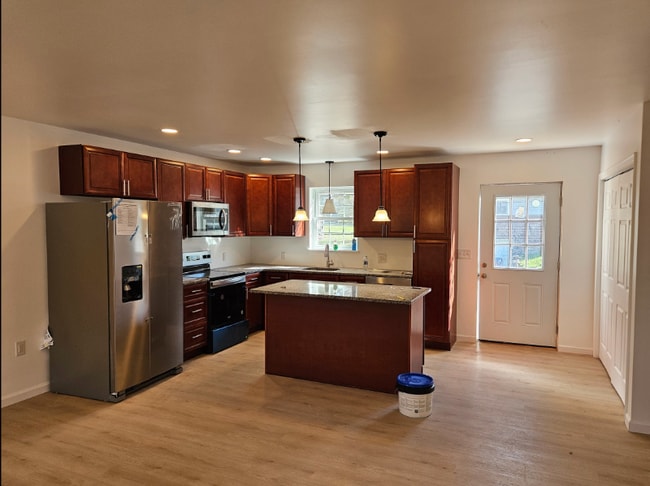 1117 Valhalla Dr in East Stroudsburg, PA - Building Photo - Building Photo