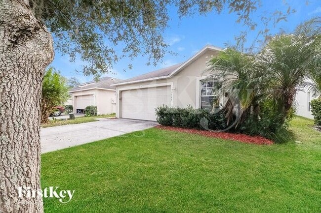 2648 Whispering Trails Dr in Winter Haven, FL - Building Photo - Building Photo