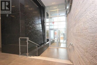 1035 Bank St in Ottawa, ON - Building Photo - Building Photo