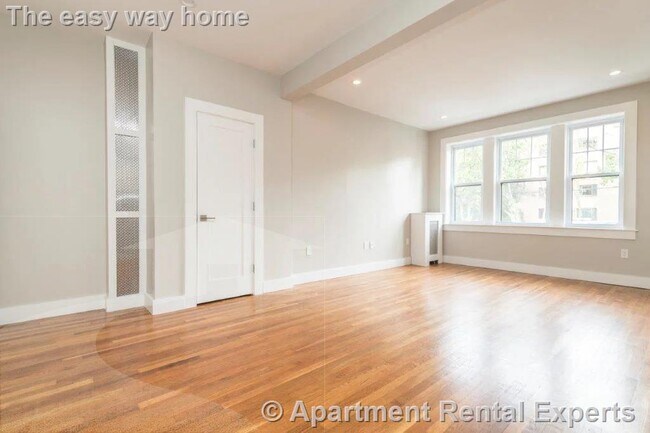 16 Forest St in Cambridge, MA - Building Photo - Building Photo