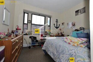 828 Beacon St, Unit 3 in Boston, MA - Building Photo - Building Photo