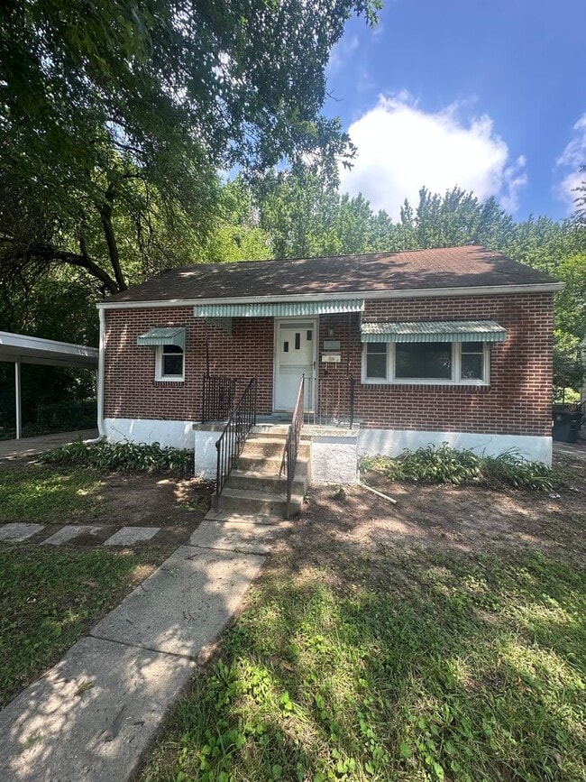 property at 3024 Carter Ave