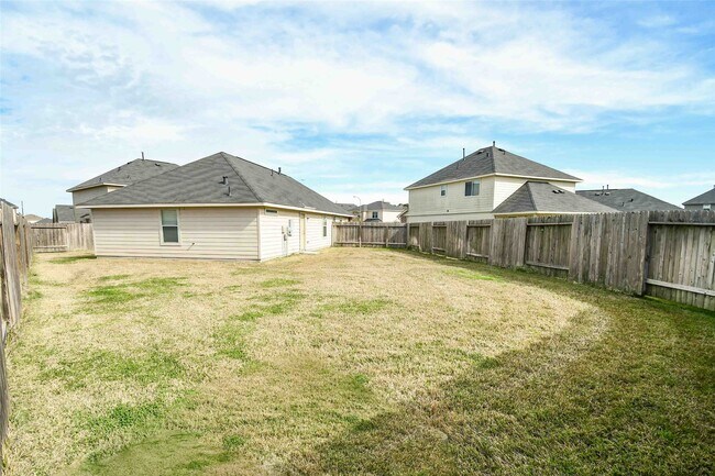 2407 Sailors Way in Houston, TX - Building Photo - Building Photo