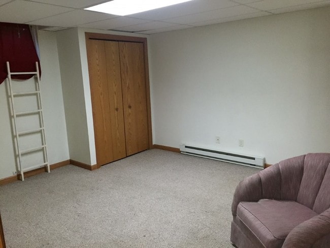 109 E 2nd St, Unit 9 in Prophetstown, IL - Building Photo - Building Photo