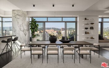 10800 Wilshire Blvd in Los Angeles, CA - Building Photo - Building Photo
