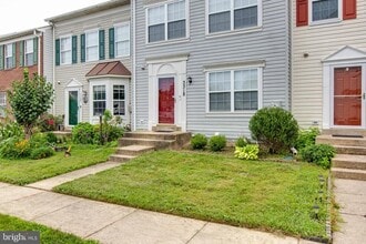 3318 Hibiscus Ct in Ellicott City, MD - Building Photo - Building Photo