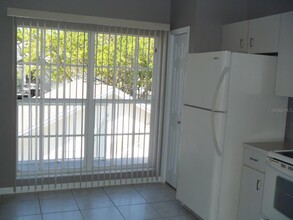 11455 Harbor Way in Largo, FL - Building Photo - Building Photo
