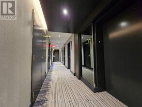 33-433 Shore Breeze Dr in Toronto, ON - Building Photo - Building Photo