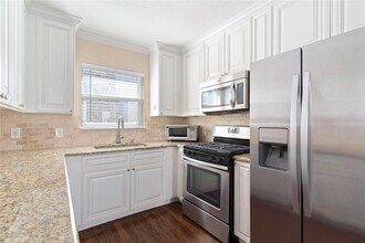 Updated West Fort Worth home with large ya in Fort Worth, TX - Building Photo - Building Photo