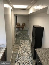 6061 Munson Hill Rd in Falls Church, VA - Building Photo - Building Photo