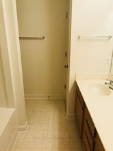 602 Streamwood Dr in Jacksonville, NC - Building Photo - Building Photo