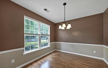 325 Afton Ln in Columbia, SC - Building Photo - Building Photo