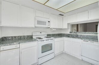 4525 N O'Connor Rd in Irving, TX - Building Photo - Building Photo