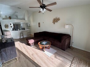 137 Wading Bird Cir in Naples, FL - Building Photo - Building Photo