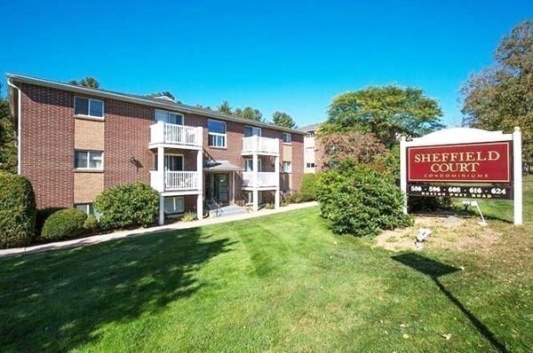 property at 616 Boston Post Rd E