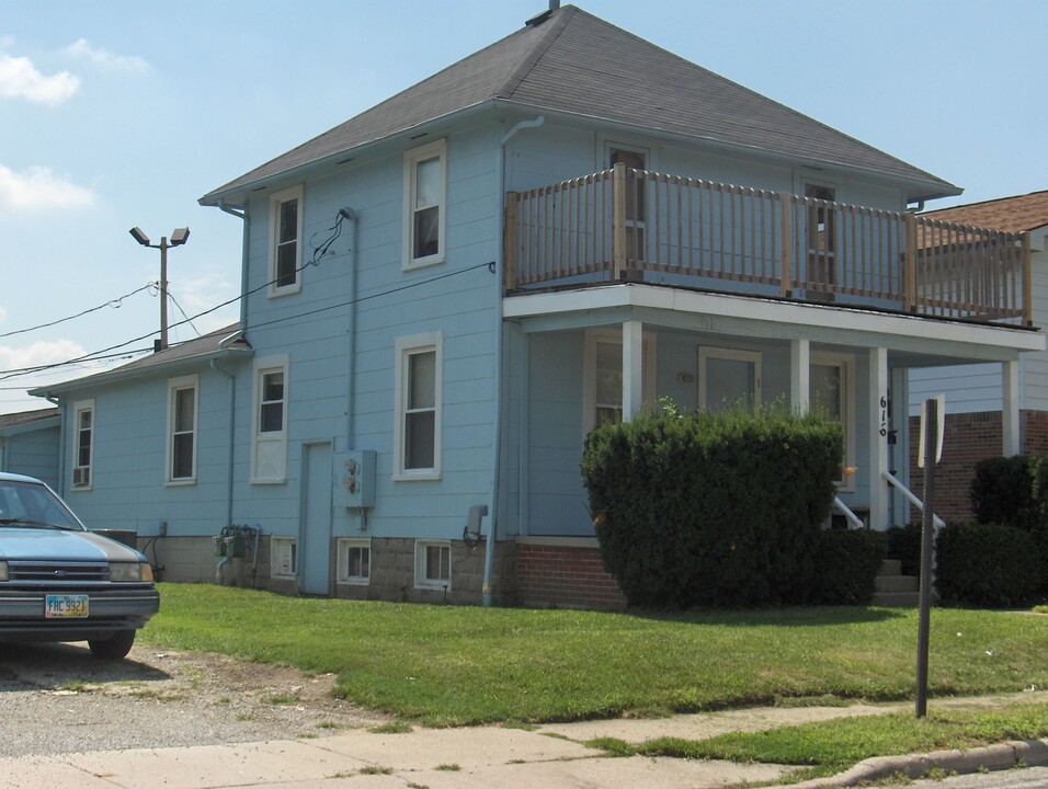 616 2nd St, Unit #3 in Bowling Green, OH - Foto de edificio