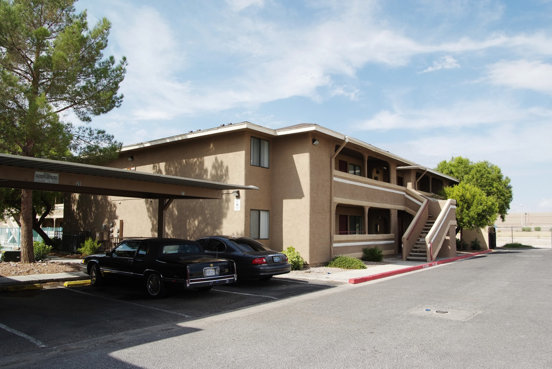 Pacific Palms Apartments in Las Vegas, NV - Foto de edificio