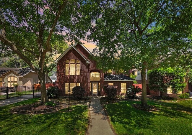 property at 13002 Golden Rainbow Dr