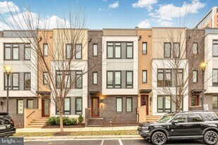 147 Prairie Ln in Alexandria, VA - Building Photo