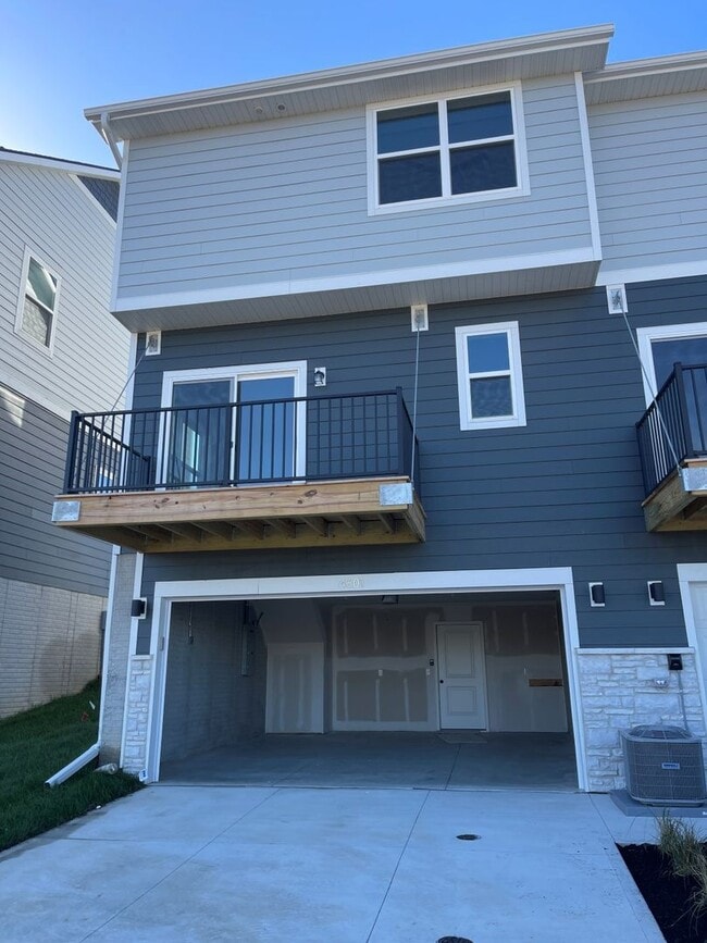 4601 Leawood Ct in Papillion, NE - Foto de edificio - Building Photo