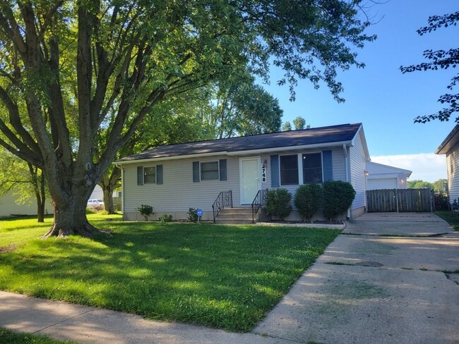 2748 Sandgate Rd