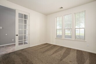 506 Whitney Oaks Ln in Stafford, TX - Building Photo - Building Photo