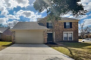 3414 Green Fields Dr in Sugar Land, TX - Building Photo