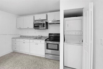 3531 SW 91 Ave in Miami, FL - Building Photo - Building Photo