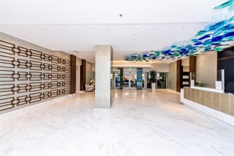 10155 Collins Ave, Unit # 1009 in Bal Harbour, FL - Building Photo - Building Photo