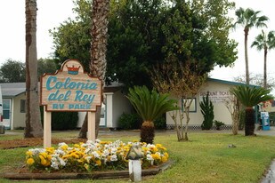 Colonial Del Ray RV Park Apartments