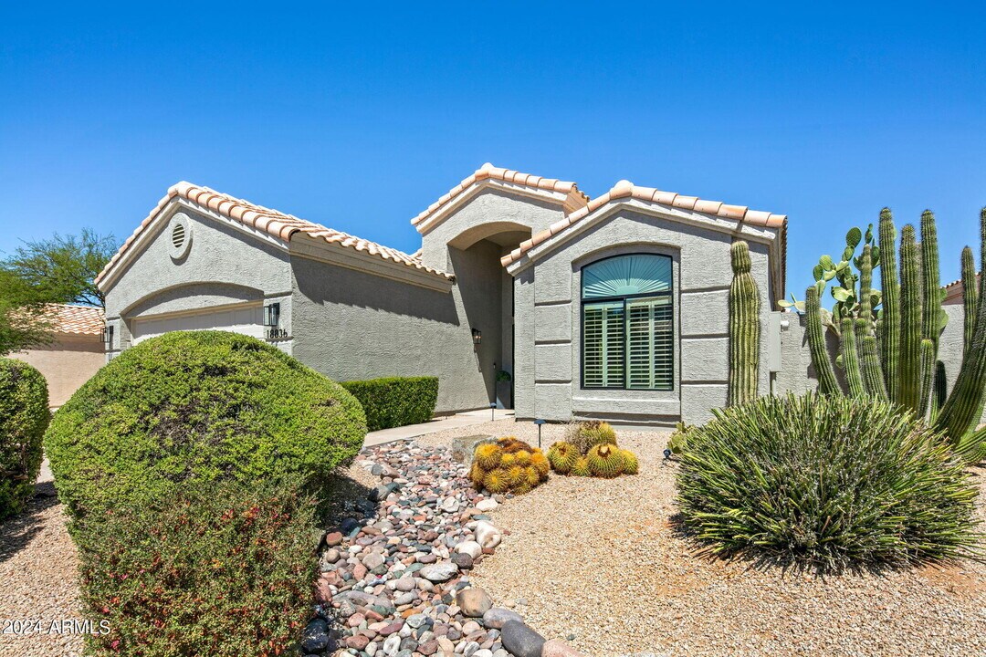 18836 N 90th Pl in Scottsdale, AZ - Building Photo