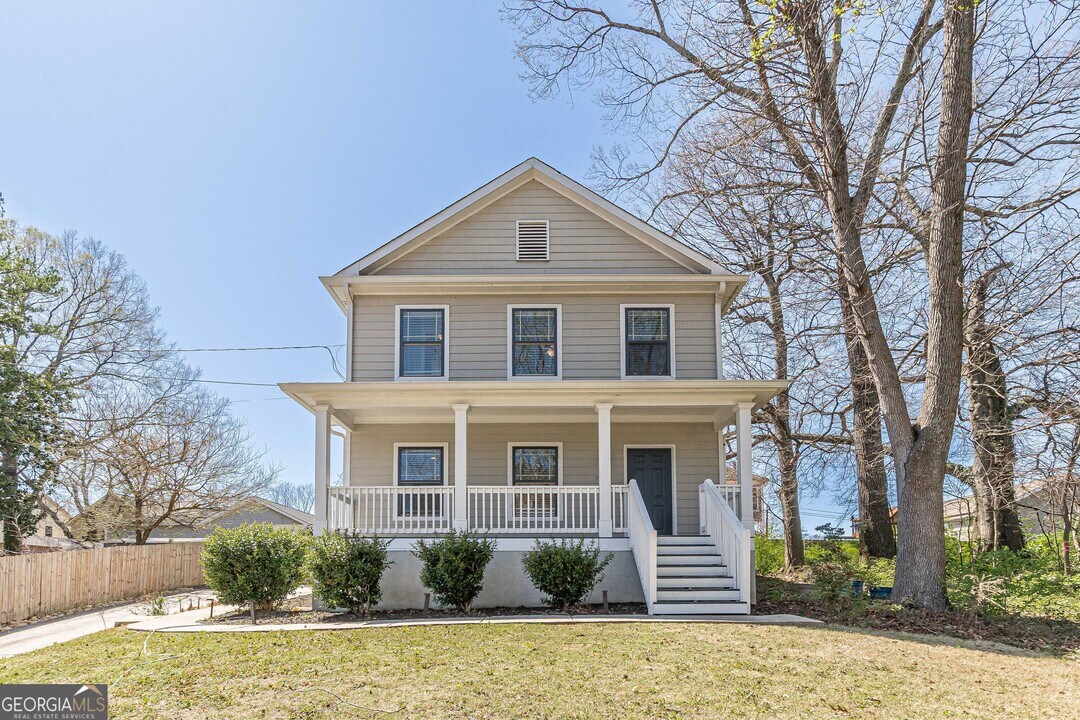 1303 Hill St SE in Atlanta, GA - Building Photo