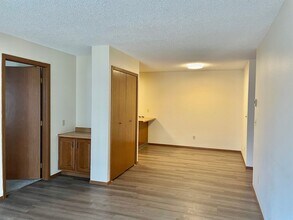 3209A 15th Ave S in Fargo, ND - Building Photo - Building Photo