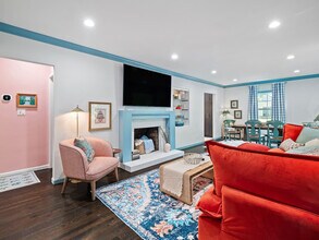 3815 Ellendale Rd, Unit SI ID1496074P in Moreland Hills, OH - Foto de edificio - Building Photo