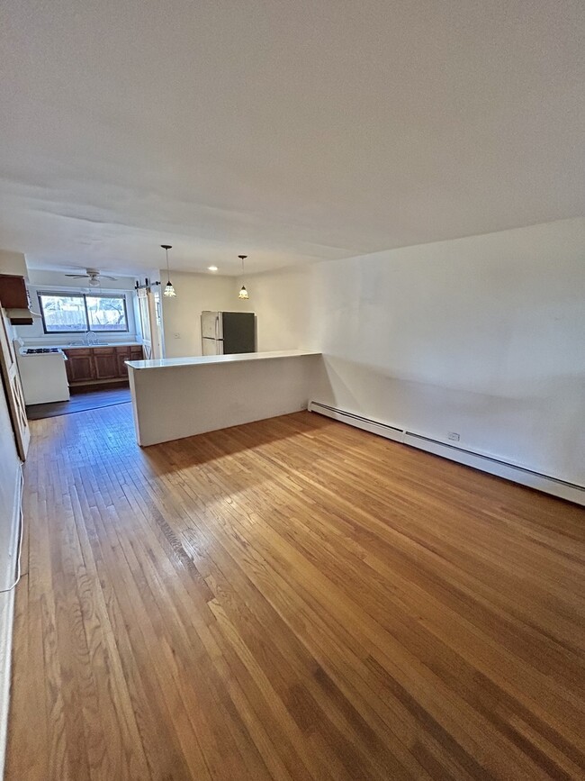 4532 N Claremont Ave in Chicago, IL - Building Photo - Building Photo