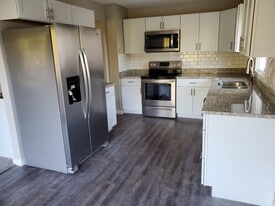 3542 Independence Ave N, Unit 3542 in Minneapolis, MN - Building Photo