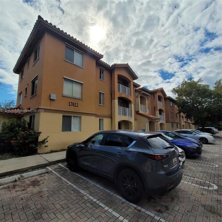 17612 NW 25th Ave in Miami Gardens, FL - Building Photo